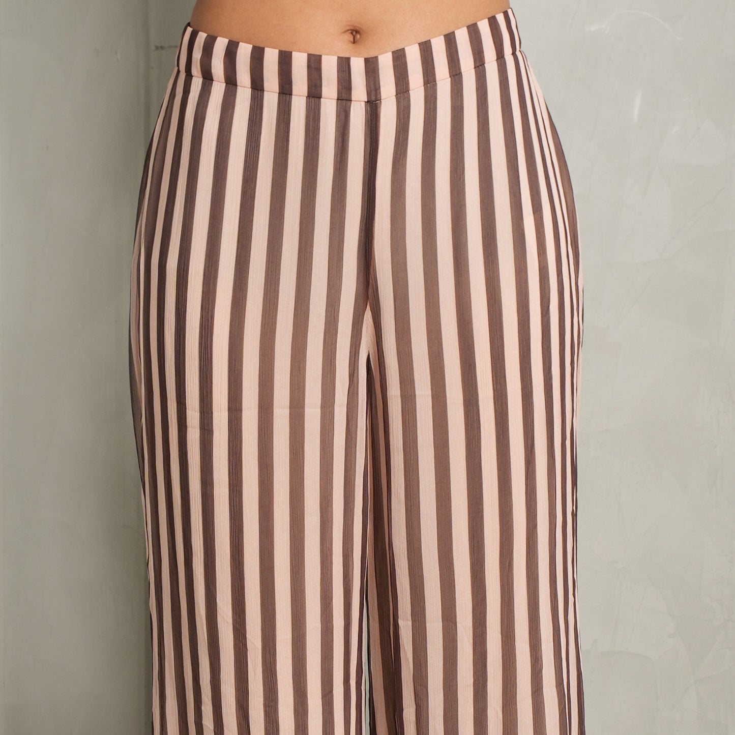 Balance Ruffle Flare Pant