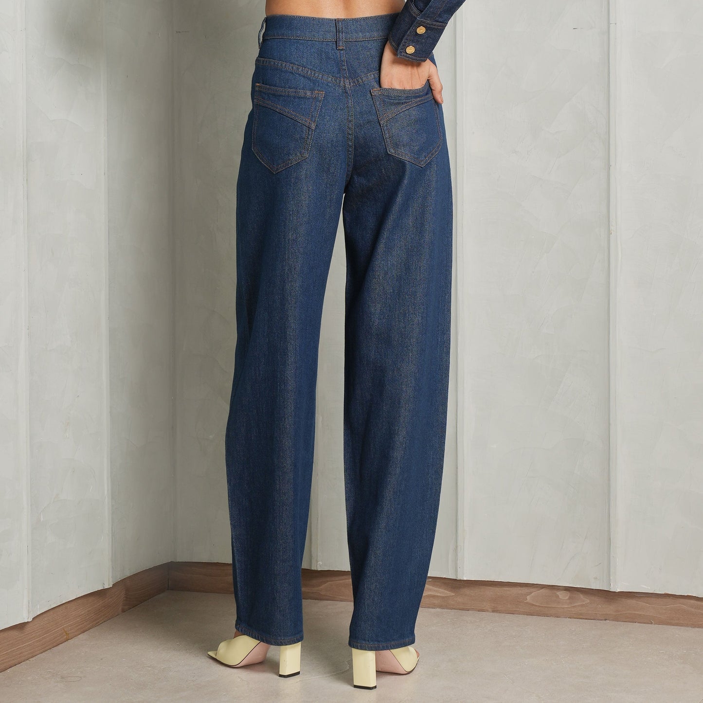 Barrel Jean