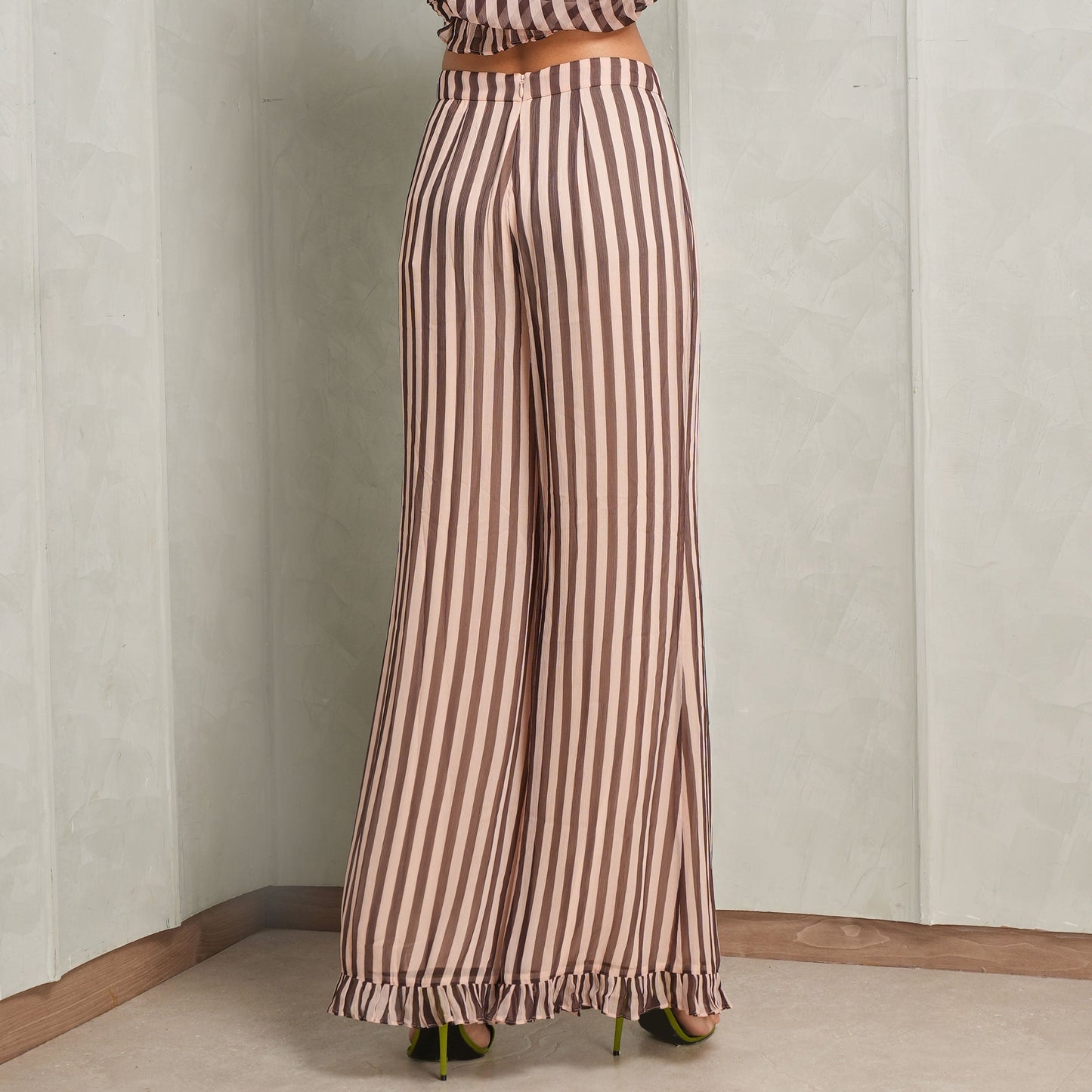 Balance Ruffle Flare Pant